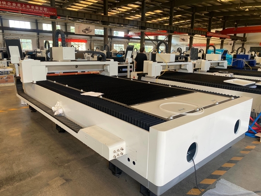3015 maszyna do cięcia laserowego włókien CNC z pojedynczą platformą do metalu